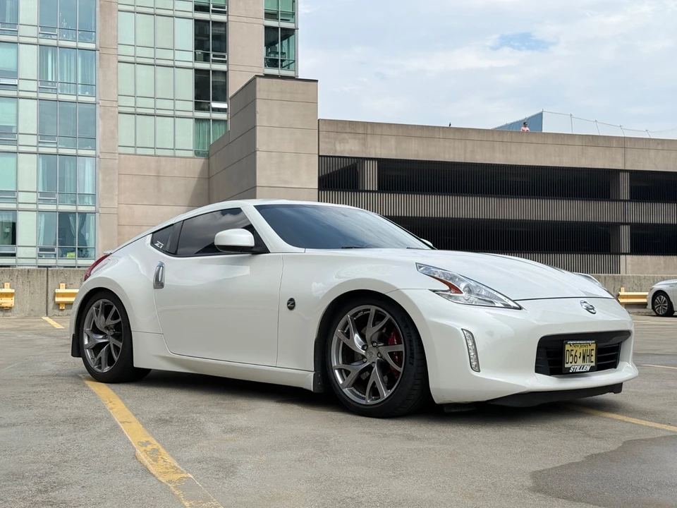 2014 Nissan 370Z 6th Gen - Image 8 of 17