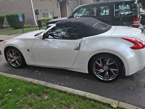 2014 Nissan 370Z Sport Tech Coupe 2D