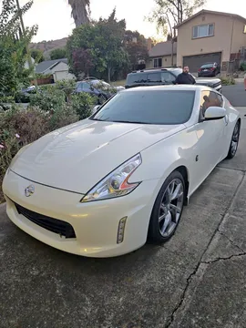 2014 Nissan 370Z Sport Touring Coupe 2D