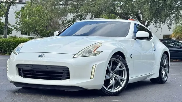 2014 Nissan 370Z Touring Coupe 2D