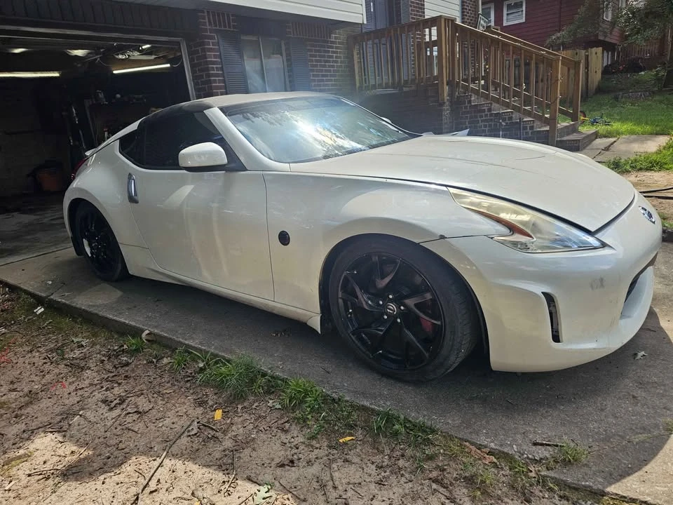 2014 Nissan 370Z 6th Gen - Image 5 of 17