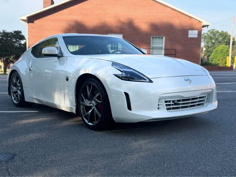 2014 Nissan 370Z 6th Gen - Image 3 of 9