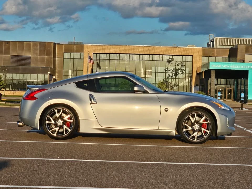 2014 Nissan 370Z 6th Gen - Image 2 of 15