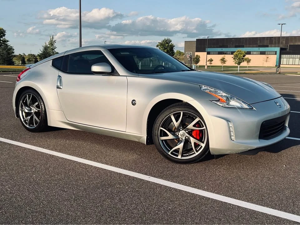 2014 Nissan 370Z 6th Gen - Image 9 of 15