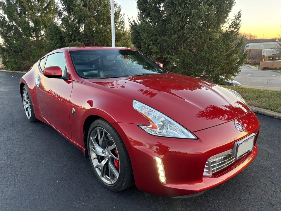 2014 Nissan 370Z 6th Gen - Image 18 of 31