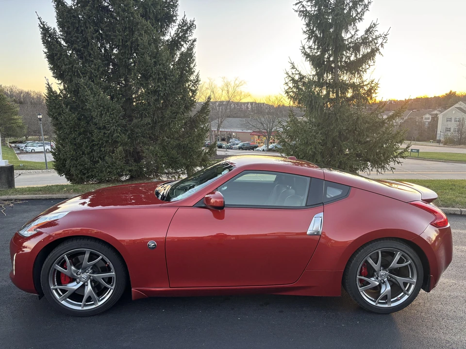 2014 Nissan 370Z 6th Gen - Image 11 of 31