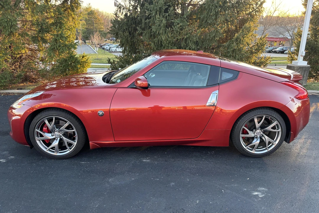 2014 Nissan 370Z 6th Gen - Image 3 of 31