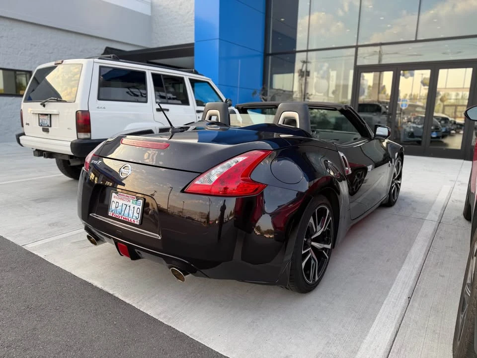 2014 Nissan 370Z 6th Gen - Image 8 of 10