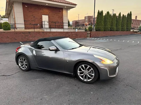 2014 Nissan 370Z Touring Roadster 2D