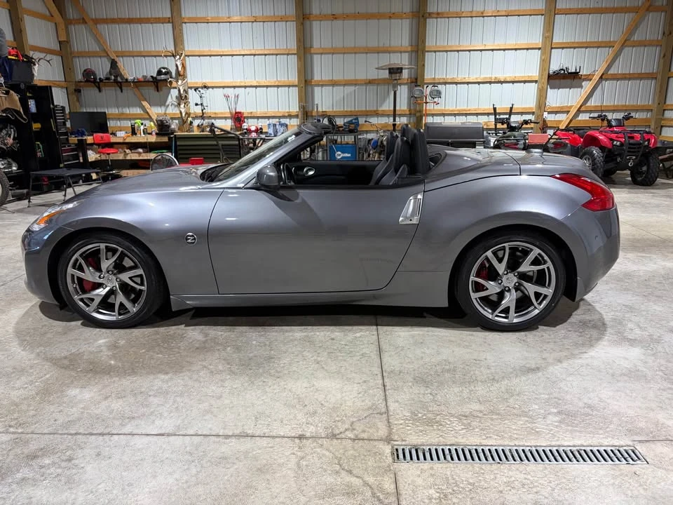 2014 Nissan 370Z 6th Gen - Image 5 of 15