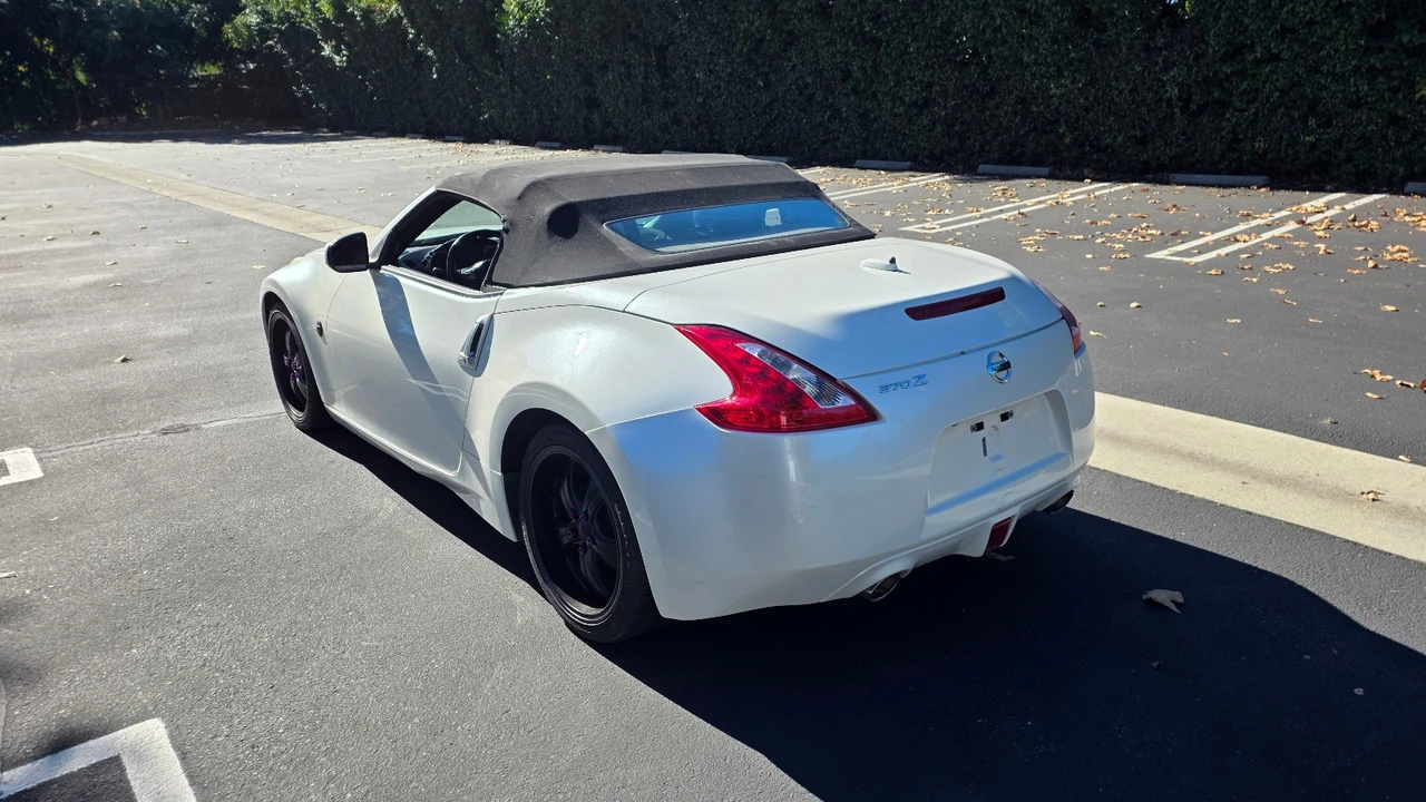 2014 Nissan 370Z 6th Gen - Image 2 of 21