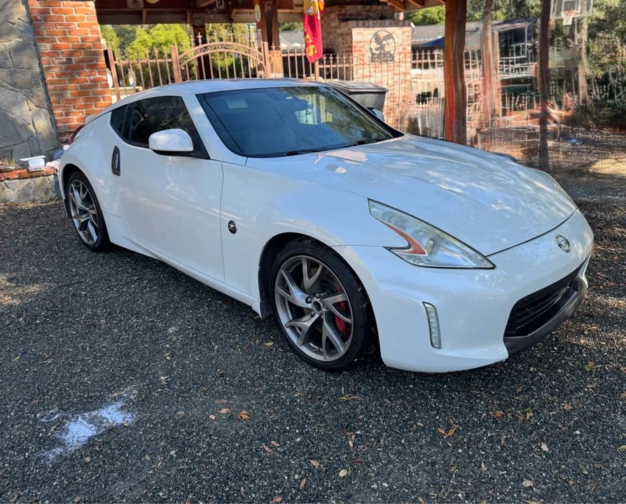 2014 Nissan 370Z 6th Gen - Image 16 of 18