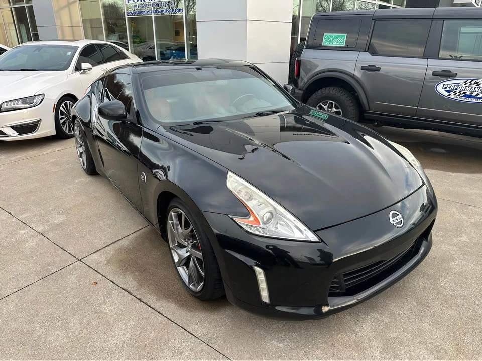 2014 Nissan 370Z 6th Gen - Image 3 of 9