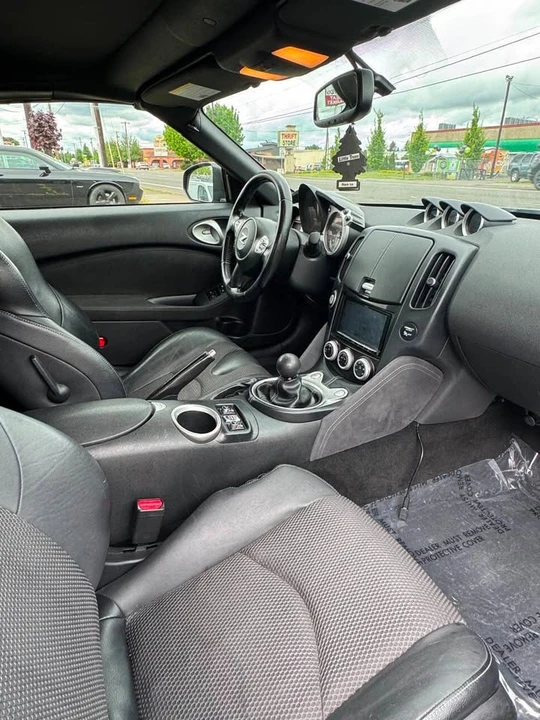 2014 Nissan 370Z 6th Gen - Image 10 of 15