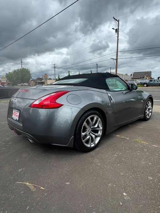 2014 Nissan 370Z 6th Gen - Image 5 of 15