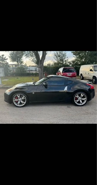 2014 Nissan 370Z 6th Gen - Image 4 of 11
