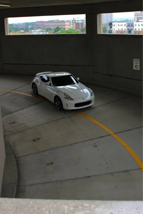 2014 Nissan 370Z 6th Gen - Image 5 of 6