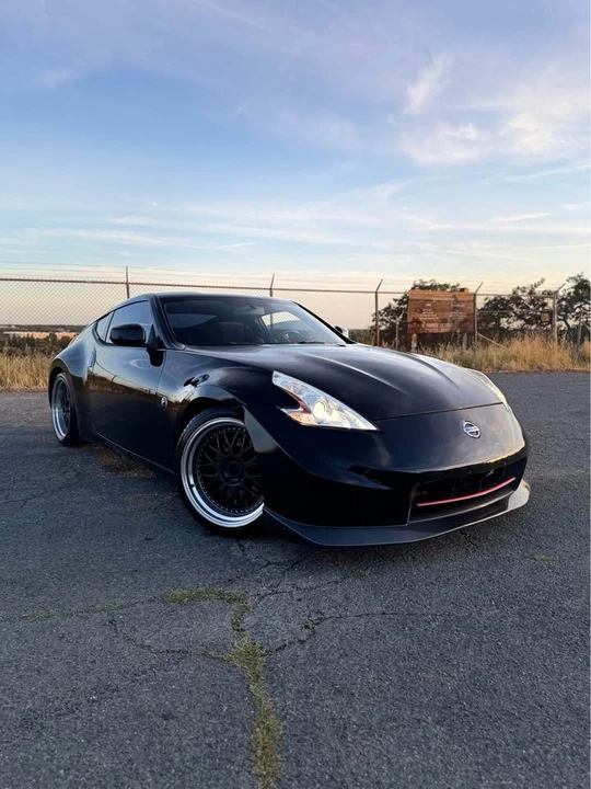 2014 Nissan 370Z 6th Gen - Image 2 of 19
