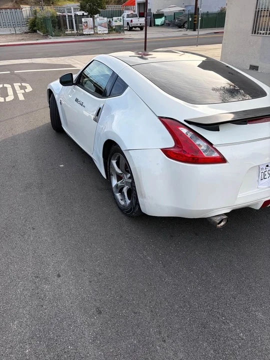 2014 Nissan 370Z 6th Gen - Image 7 of 14