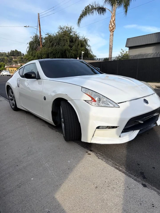 2014 Nissan 370Z 6th Gen - Image 4 of 14