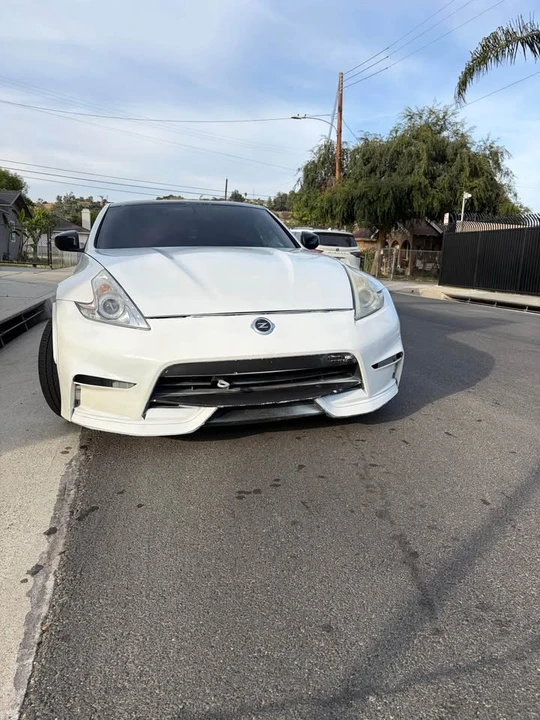 2014 Nissan 370Z 6th Gen - Image 3 of 14