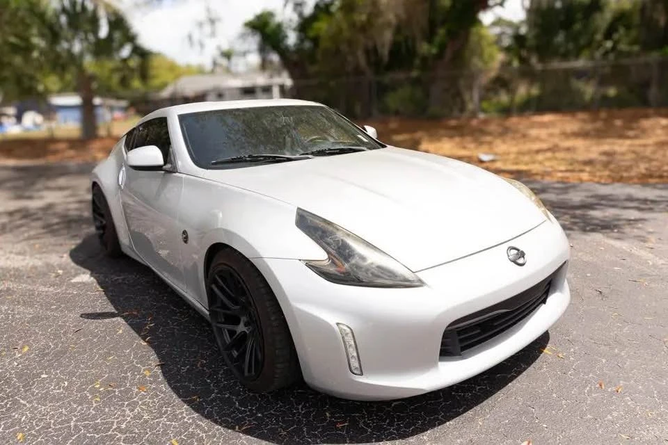 2014 Nissan 370Z 6th Gen - Image 2 of 12