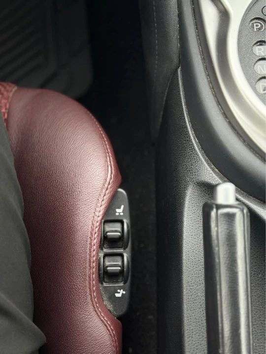 2014 Nissan 370Z 6th Gen - Image 9 of 12