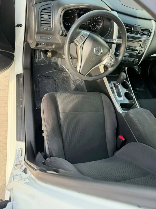 2014 Nissan Altima 5th Gen - Image 10 of 18