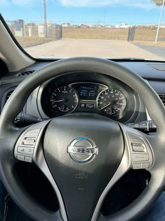 2014 Nissan Altima 5th Gen - Image 15 of 18