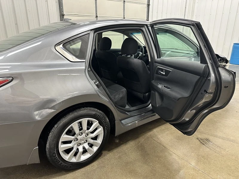 2014 Nissan Altima 5th Gen - Image 14 of 21