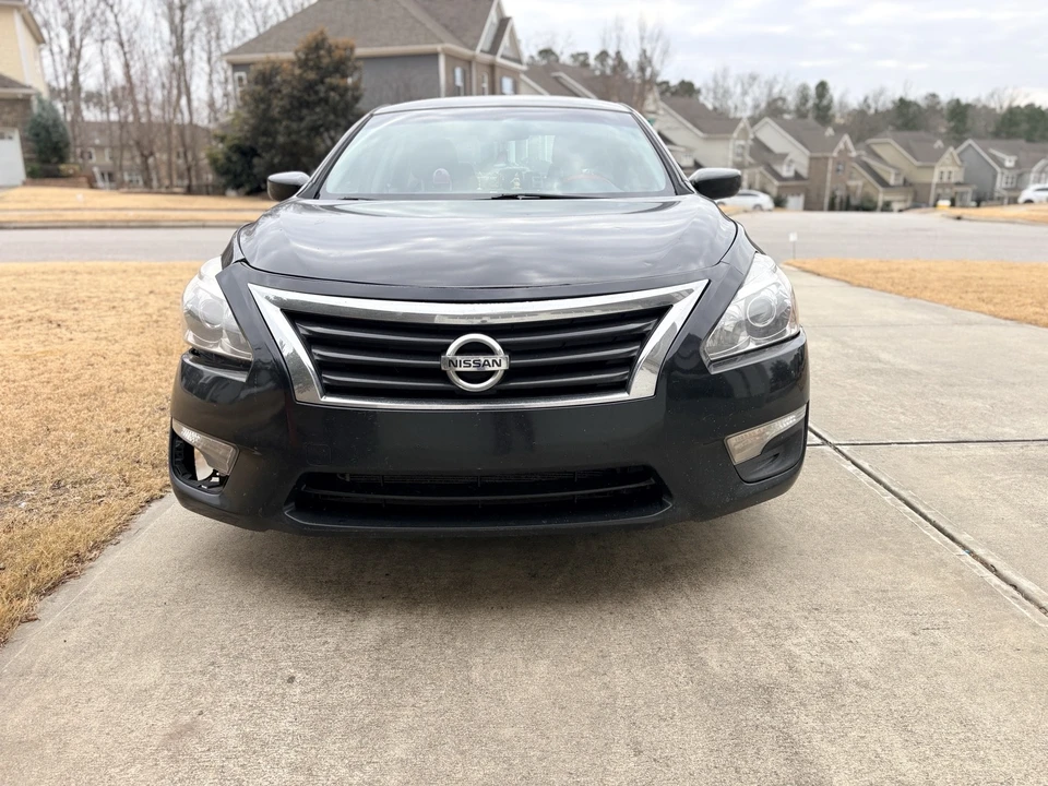 2014 Nissan Altima 5th Gen - Image 2 of 10
