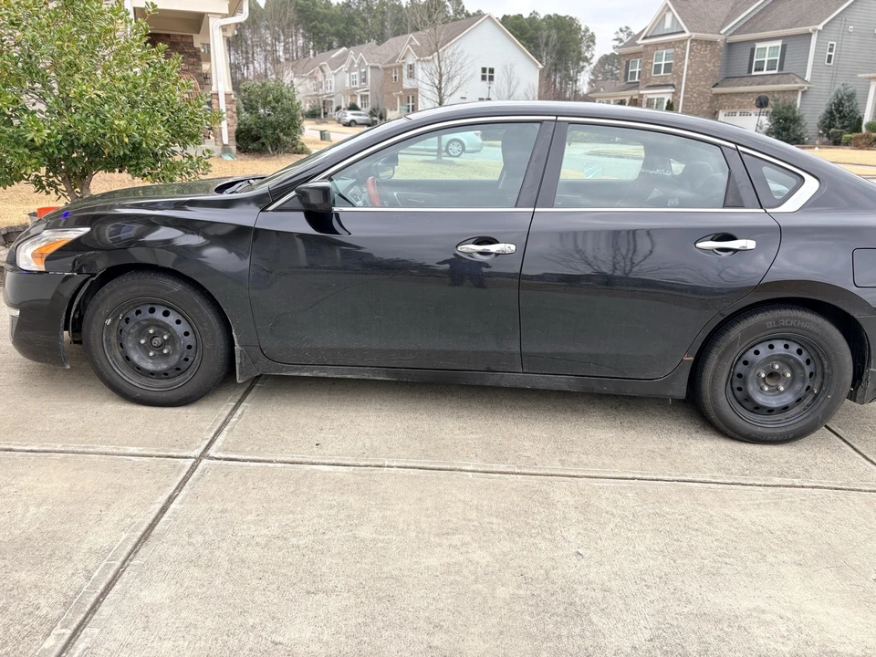 2014 Nissan Altima 5th Gen - Image 3 of 10