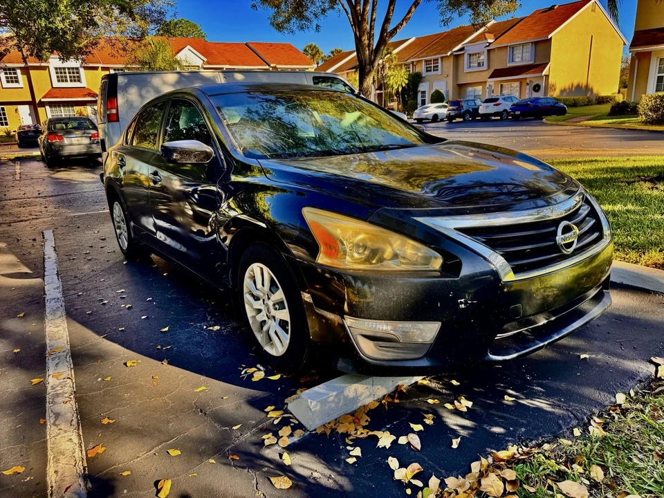2014 Nissan Altima 5th Gen - Image 2 of 8