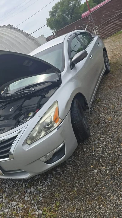 2014 Nissan Altima 5th Gen - Image 6 of 9