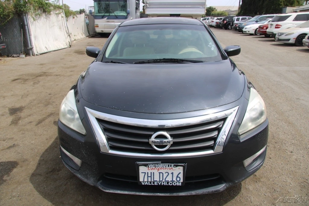 2014 Nissan Altima 5th Gen - Image 11 of 21
