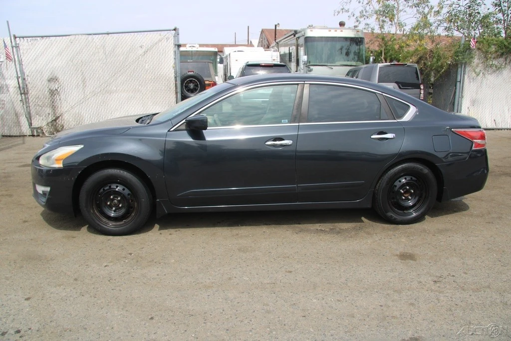 2014 Nissan Altima 5th Gen - Image 3 of 21