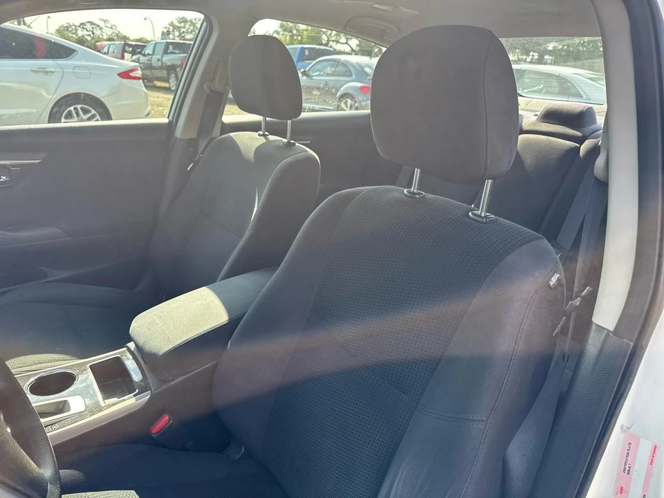 2014 Nissan Altima 5th Gen - Image 7 of 10