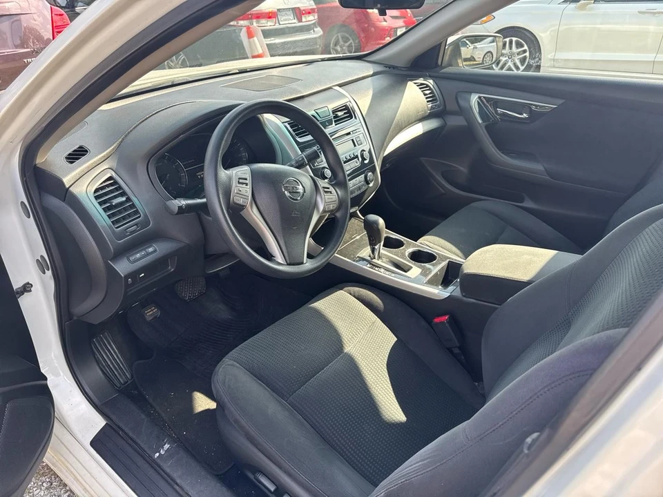 2014 Nissan Altima 5th Gen - Image 6 of 10