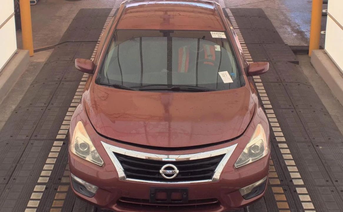2014 Nissan Altima 5th Gen - Image 2 of 14