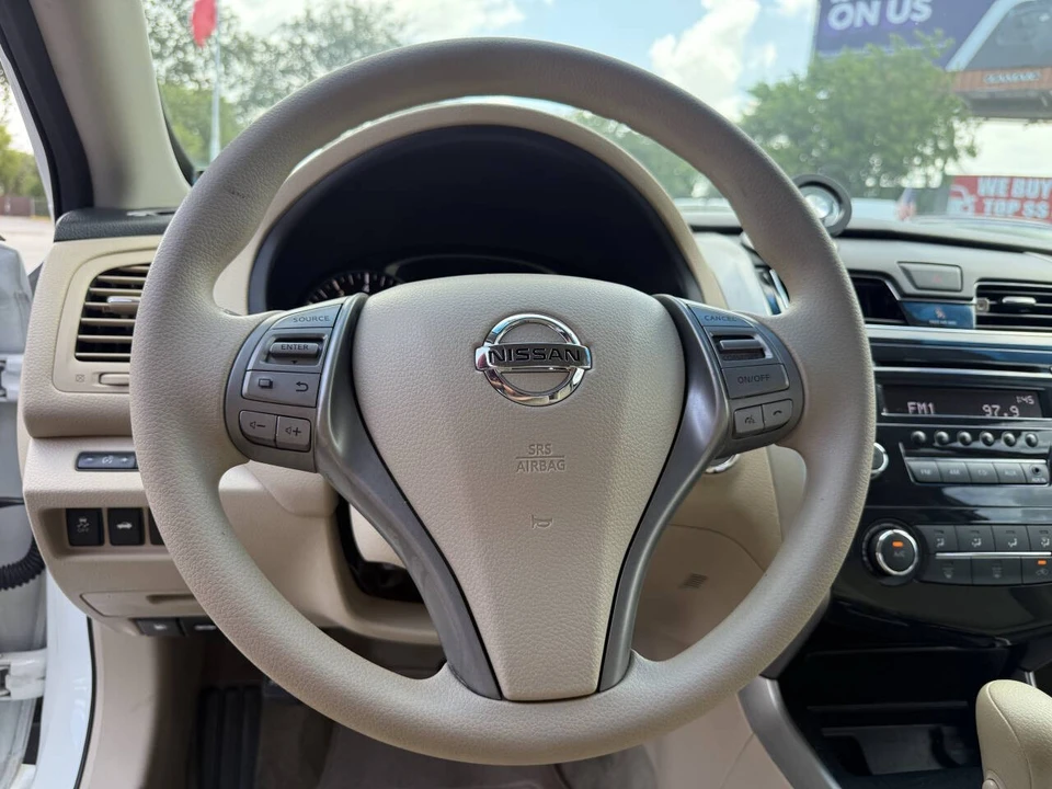 2014 Nissan Altima 5th Gen - Image 16 of 21