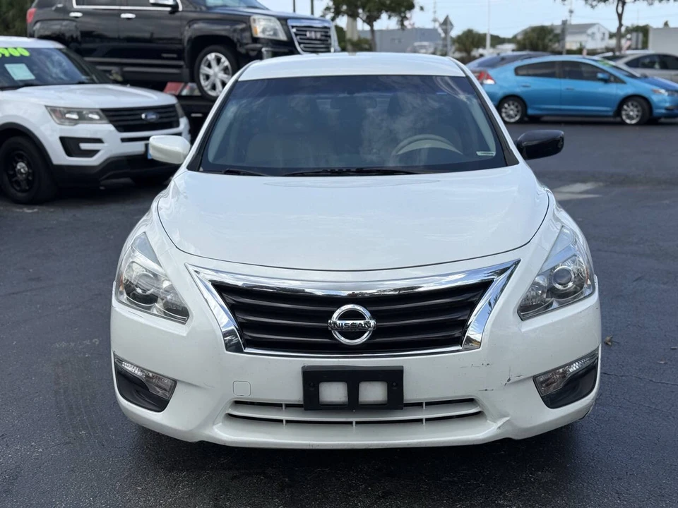 2014 Nissan Altima 5th Gen - Image 11 of 21