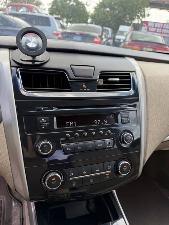 2014 Nissan Altima 5th Gen - Image 17 of 21
