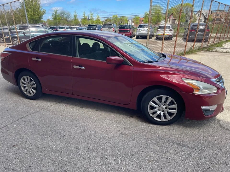2014 Nissan Altima 5th Gen - Image 3 of 11