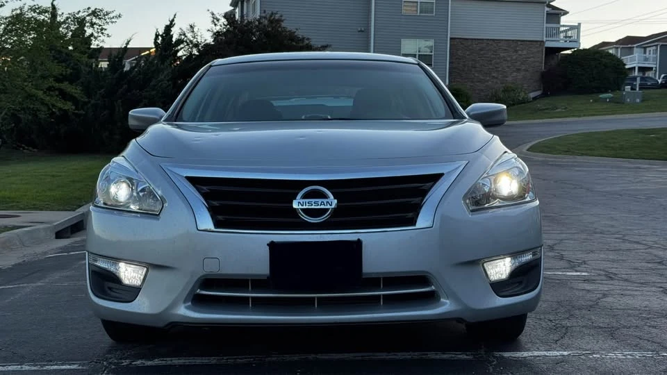 2014 Nissan Altima 5th Gen - Image 8 of 20
