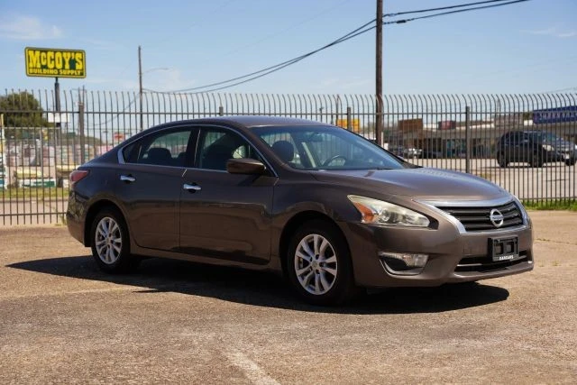 2014 Nissan Altima 5th Gen - Image 3 of 16