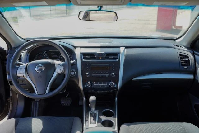 2014 Nissan Altima 5th Gen - Image 9 of 16