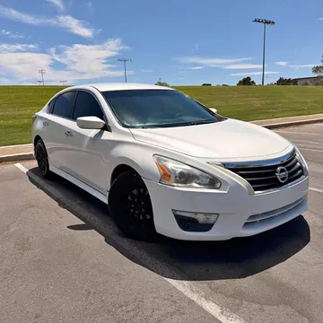 2014 Nissan Altima 2.5 S Sedan 4D