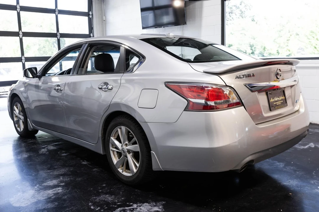 2014 Nissan Altima 5th Gen - Image 9 of 21