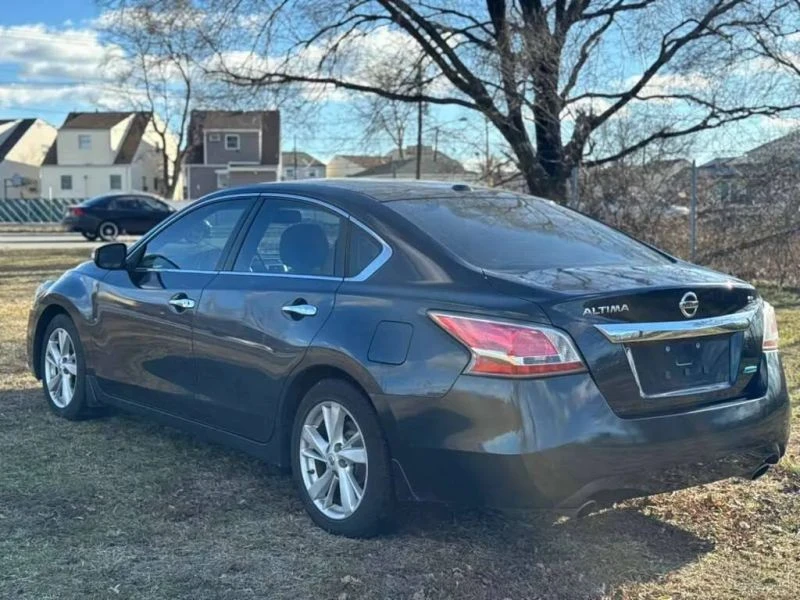 2014 Nissan Altima 5th Gen - Image 4 of 12