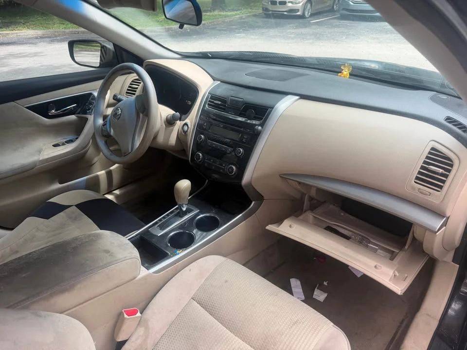2014 Nissan Altima 5th Gen - Image 4 of 5